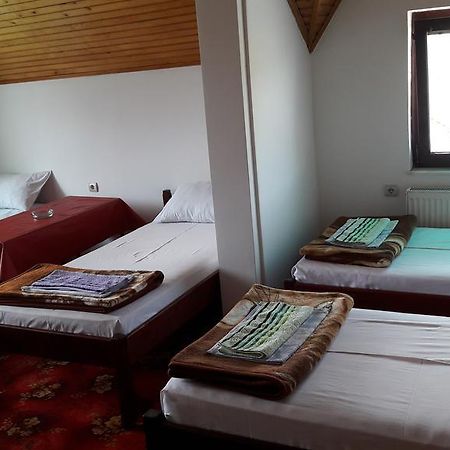 Mico Np Guest House Novi Pazar Buitenkant foto